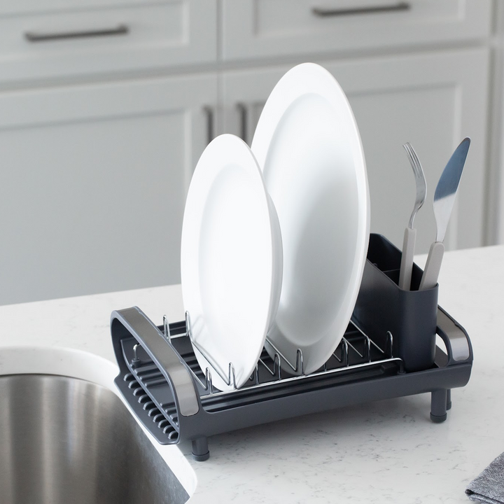 Compact Expanding Dish Drainer